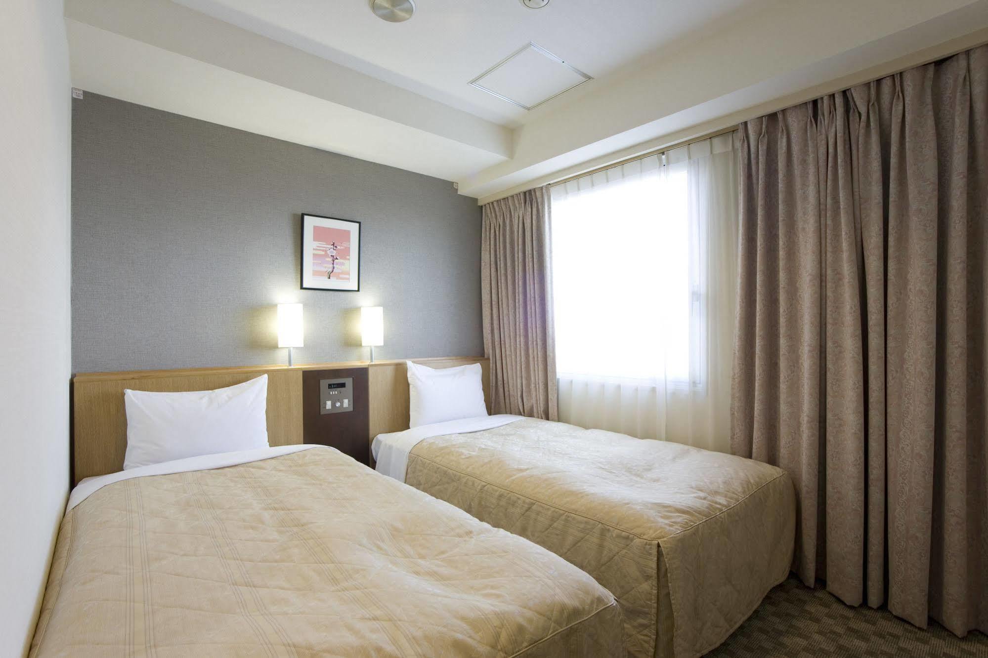Unizo Inn Tokyo Asakusa מראה חיצוני תמונה